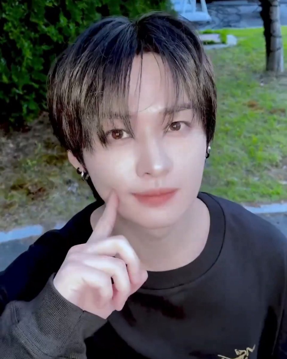 haetbitlinoring's tweet photo. look at his most precious smile 🥹😭 his tiny meekies poke 🥹😭🥹😭🥹😭🥹😭🥹😭🥹😭🥹😭😭🥹😭🥹😭🥹😭🥹😭🥹😭🥹😭🥹😭🥹😭🥹😭🥹😭🥹😭🥹😭 https://t.co/NFoOj8z9FU