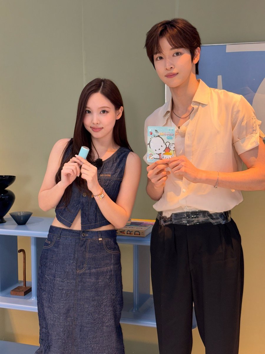 sungchanda's tweet photo. with @naeqyeon https://t.co/MUYcW7mF8r
