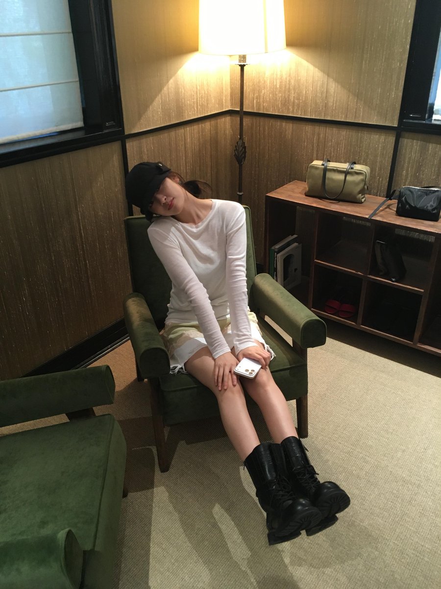 ayjpix's tweet photo. #ANYUJIN instagram update (4) https://t.co/kyDHoZtJW7