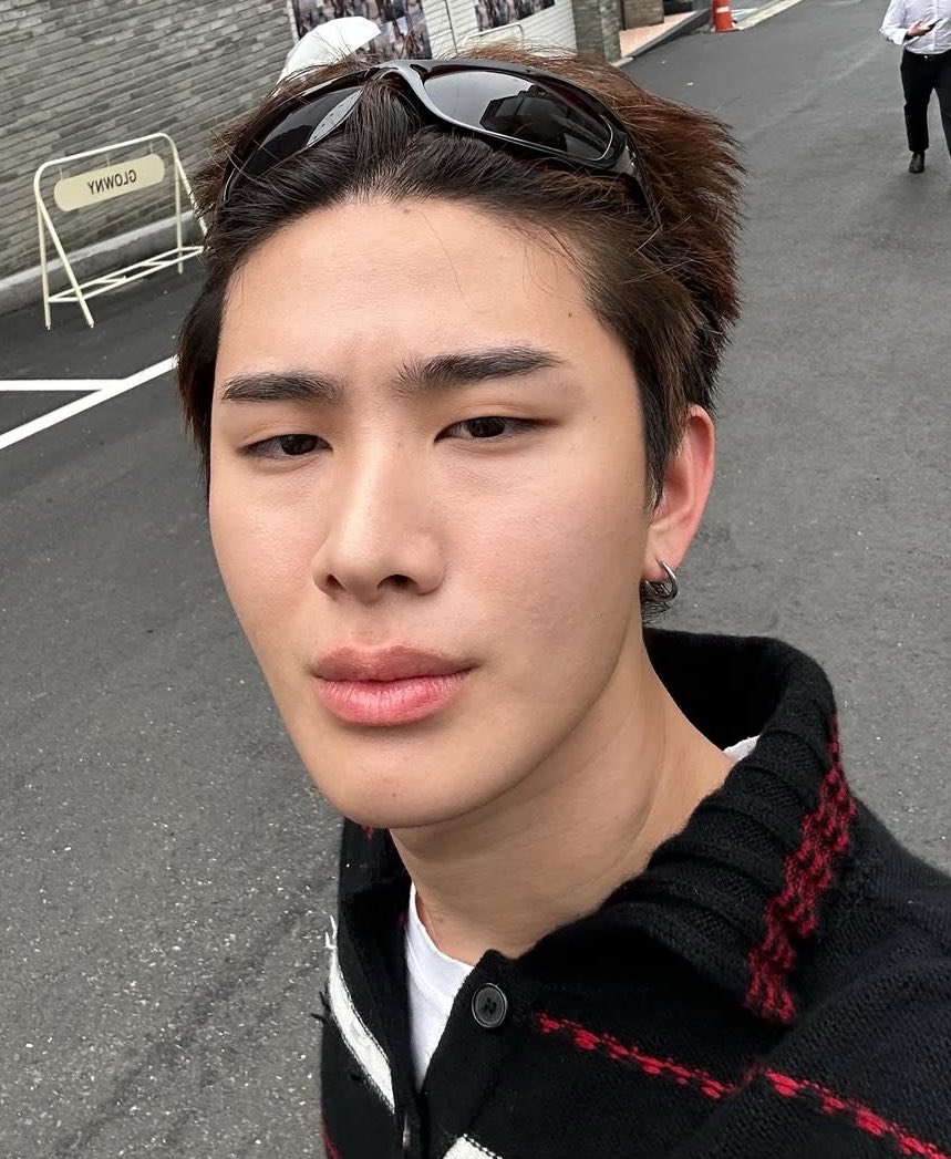 kh1ovele's tweet photo. เมะถ่ายมุมสูง                                   เคะถ่ายมุมกด https://t.co/bpIz4Bvmc0