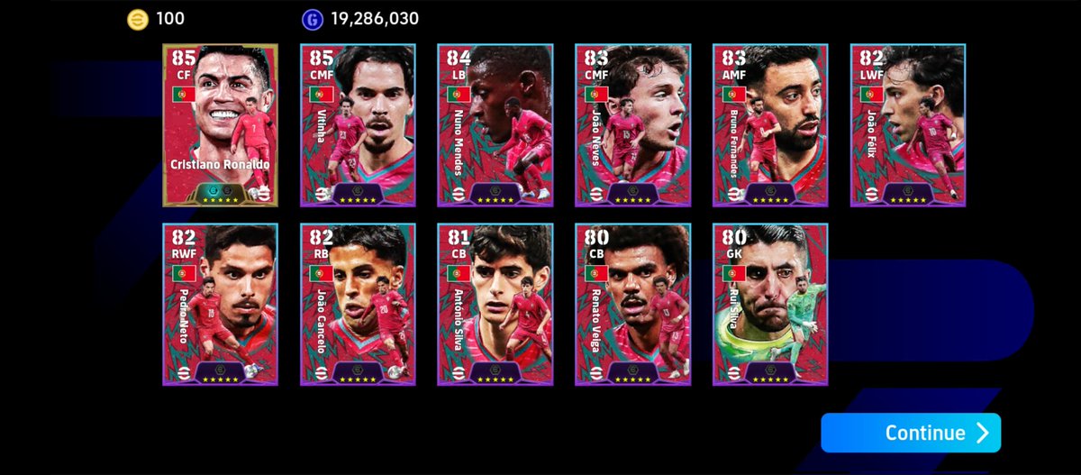 iamchidera_23's tweet photo. Someone said Ronaldo is a scam,  he's old, he's slow, he's heavy, we shouldn't fall for it.

I'm here to announce to you guys that I've fallen o, I don fall for the scam. If this is scam then I love it, the GOAT is in the bag, now let's cook and inflict pain on my opps 💀👿 https://t.co/qOssaFbqTL