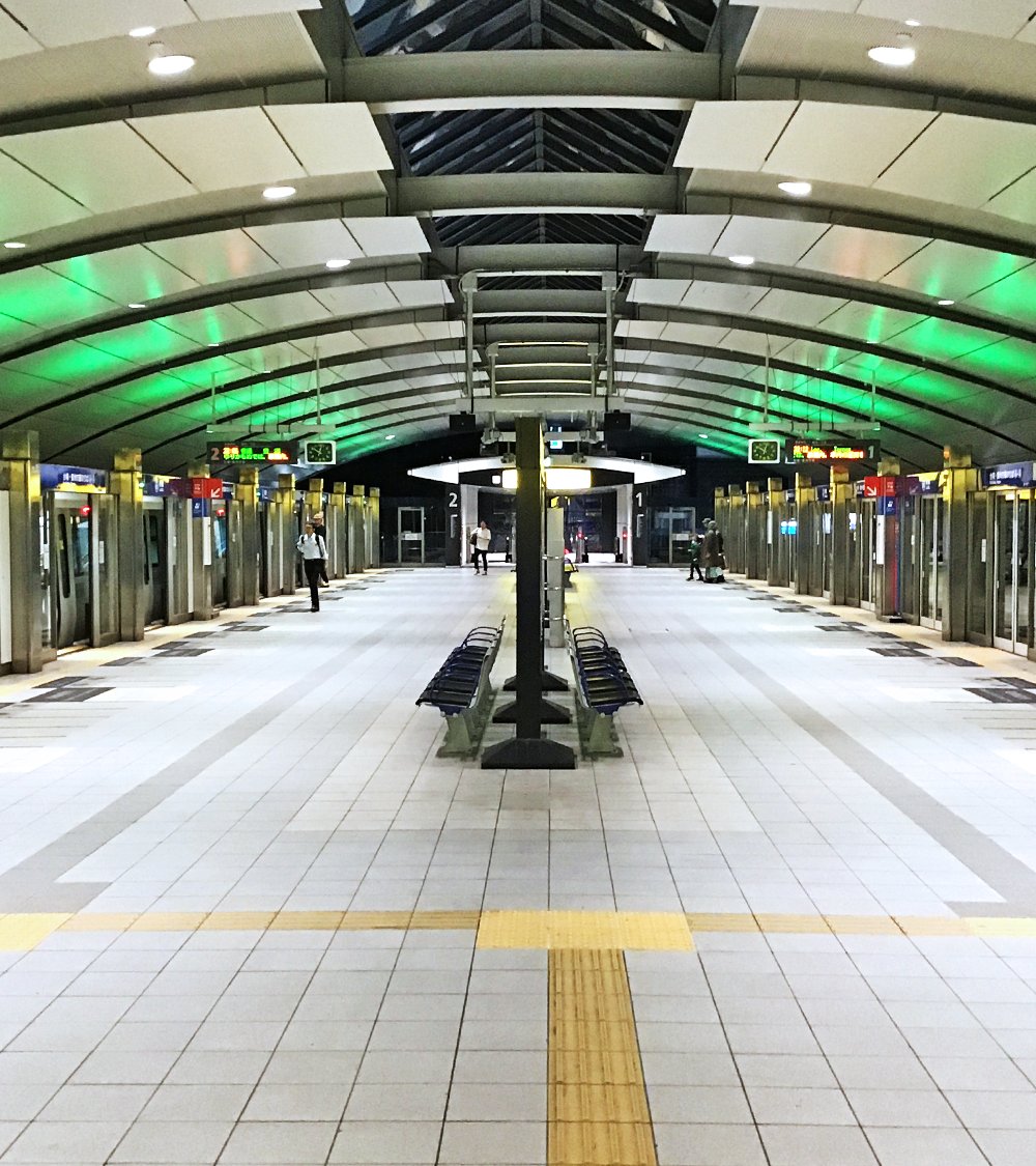 odaiba_net's tweet photo. 本日6月5日(金)は #環境の日 デス！
お台場では環境保全への理解を深めるため、グリーンライトアップを実施しマス🟢
鮮やかな緑の光が、身近な環境や地球の未来に思いを馳せるきっかけになれば幸いデス。

#お台場 #メガマウっさん #環境の日はグリーン #グリーンライトアップ https://t.co/V71Y963PMc
