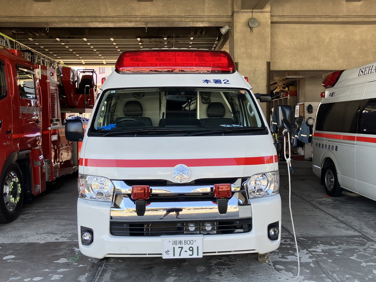 nikuku_119's tweet photo. 伊勢原市消防本部本署
本署救急2
トヨタハイメディック
TCD艤装
サイレンアンプ:SAP-520RBV
ハイメで珍しいパトライトサイレンアンプSAP-520RBVを搭載していますが、交差点進入音と渋滞通過音は非搭載です。
#伊勢原市消防本部 #伊勢原市 #救急車 #トヨタハイメディック #sap520 #にくく消防119 https://t.co/QbvbEp5exd