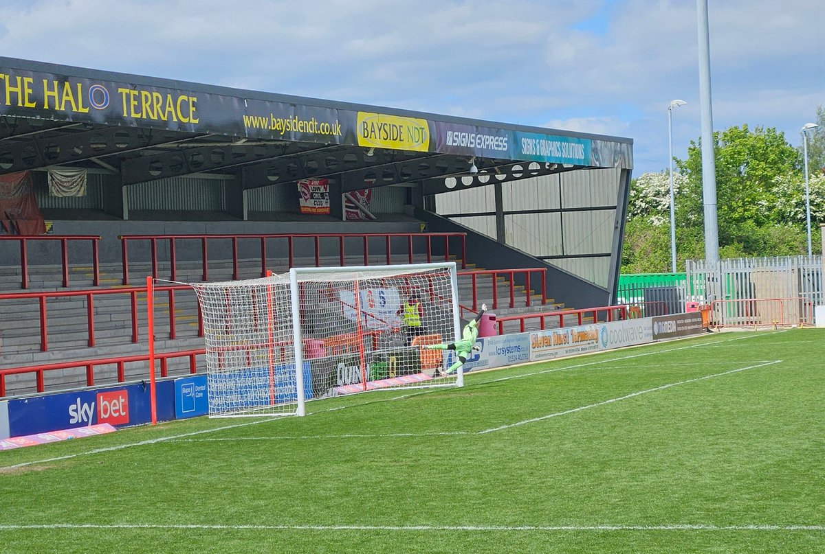 byrchall's tweet photo. We are incredibly proud of Alexander, who has retained another two-year contract with @BlackpoolFC and is now moving up to the U15s.
This marks his 7th year at the academy after signing at U9 level. A scholarship is now within touching distance! https://t.co/87wYeHooW8