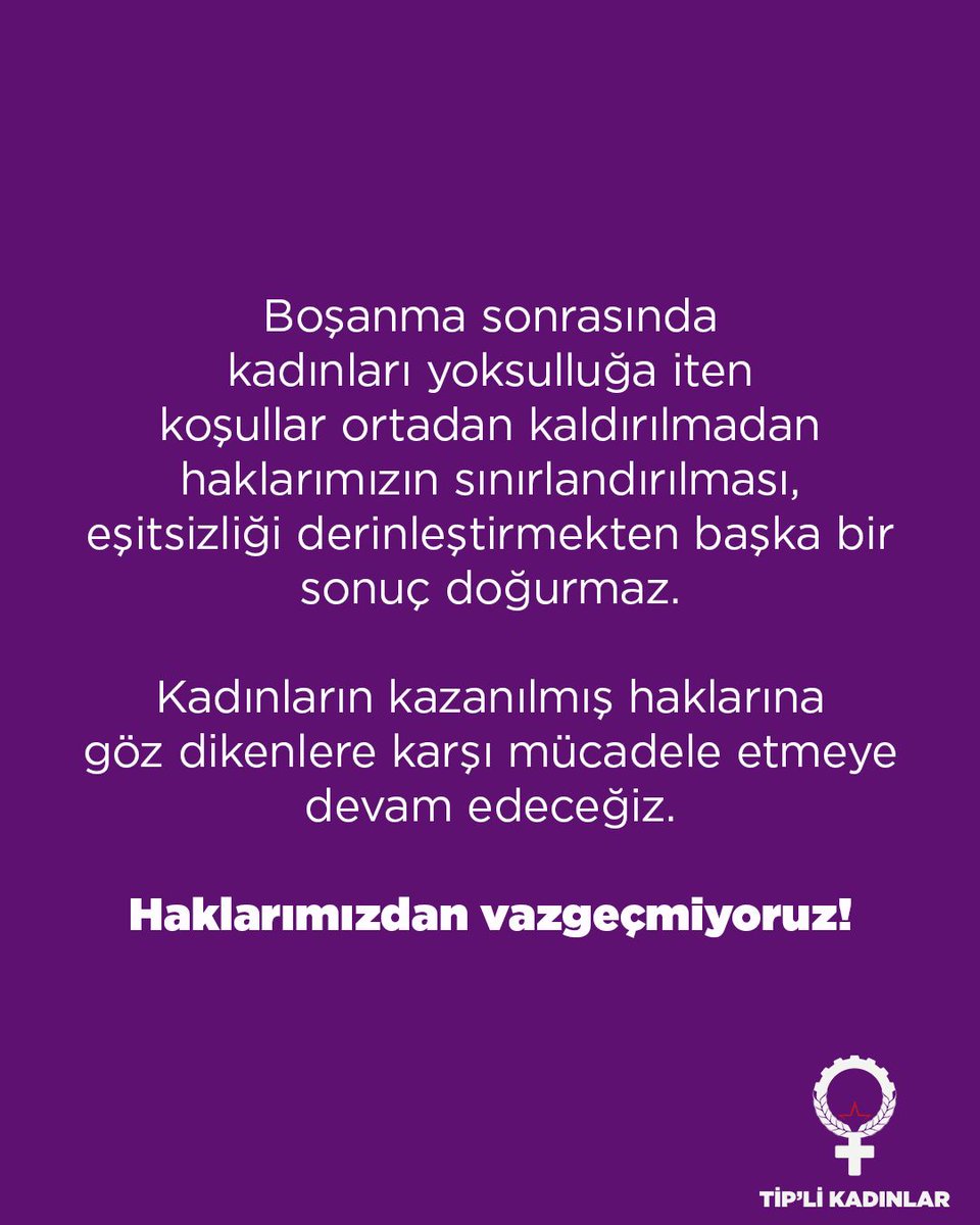 Tipli_Kadinlar's tweet photo. Anayasa Mahkemesi’nin yoksulluk nafakasına ilişkin düzenlemeyi iptal etmesi, kadınların yaşam güvencesine yönelik yeni bir saldırıdır.

Kadınlar bugün düşük ücretlere, güvencesiz çalışmaya, işsizliğe ve görünmeyen bakım emeğine mahkûm edilirken; tartışılması gereken haklarımız değil, kadın yoksulluğunu üreten düzendir.

Boşanma sonrasında kadınları yoksulluğa iten koşullar ortadan kaldırılmadan haklarımızın sınırlandırılması, eşitsizliği derinleştirmekten başka bir sonuç doğurmaz.

Kadınların kazanılmış haklarına göz dikenlere karşı mücadele etmeye devam edeceğiz. Haklarımızdan vazgeçmiyoruz!