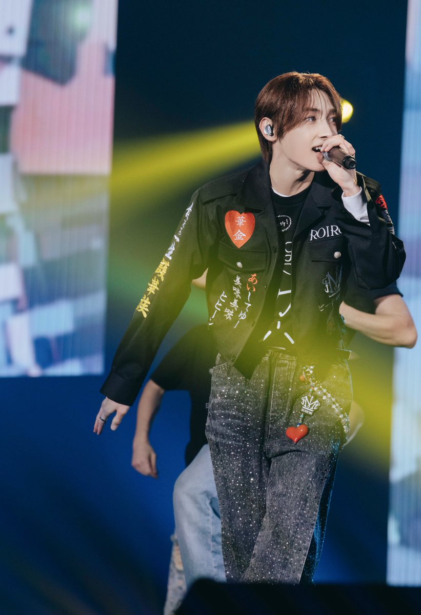 roirom_official's tweet photo. #ROIROM "Pa Ri Ra‼︎"💪

『ROIROM debut showcase～dear cHaRm～ 2025 有明アリーナ』
パフォーマンス映像公開中👑
⏩ https://t.co/UMTIrJ8dm9

#ROIROM_PaRiRa #ﾏｯﾁｮﾏｯﾁｮ https://t.co/liFJ08OlJh