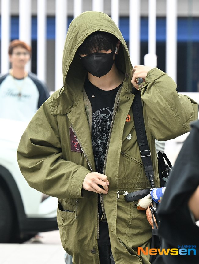PJSVOTINGTEAM's tweet photo. [🚀] ARTICLES

Please like/react and share JISUNG new articles below:

• https://t.co/RiXyaOWOLj
• https://t.co/BvAsWksD30
• https://t.co/XzVjC8CBVw

#JISUNG #지성 #박지성 https://t.co/4BGQCR496e