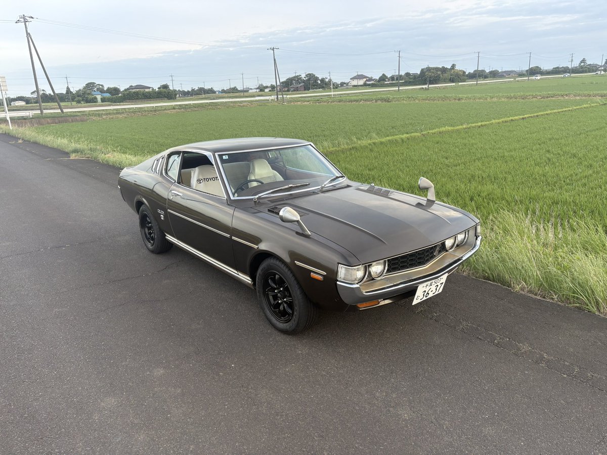 ATSU_cb250t's tweet photo. 今日車検からあがって39年ぶりの公道復帰しました！
車の中からコンドームがいっぱい出てきたりなんやかんやありましたがなんとか車検通りました https://t.co/MdzhHBAqq0