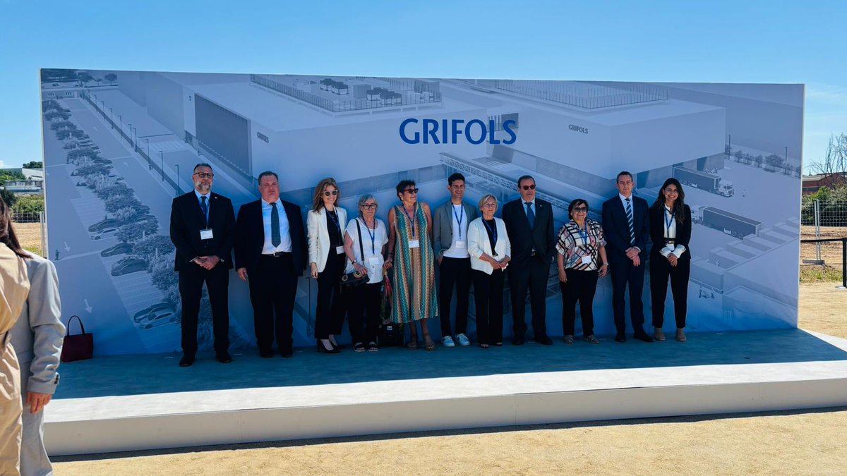 bcnpidfound's tweet photo. Un honor assistir, convidats per #Grifols, a l'acte de col·locació de la primera pedra de la nova planta de Lliçà de Vall.

Per a les persones amb immunodeficiències primàries, garantir la disponibilitat de les immunoglobulines i altres teràpies derivades del plasma és fonamental https://t.co/2AiwDS9uYQ