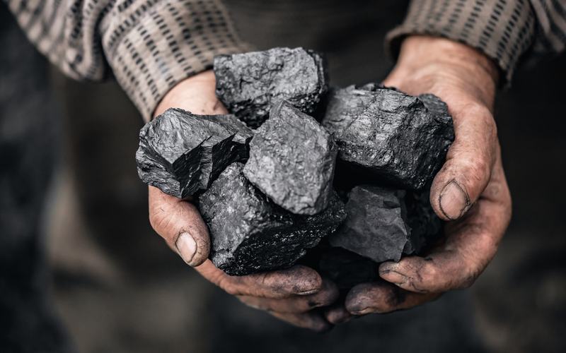 RealTruth's tweet photo. Trump to Announce $700 Million Coal Industry Package

President Trump will unveil nearly $700 million in federal support for the coal industry, including funding for power plants, exports, and new coal projects.

Read: https://t.co/lDMZBwWrP2 https://t.co/HKrIgQCIU0