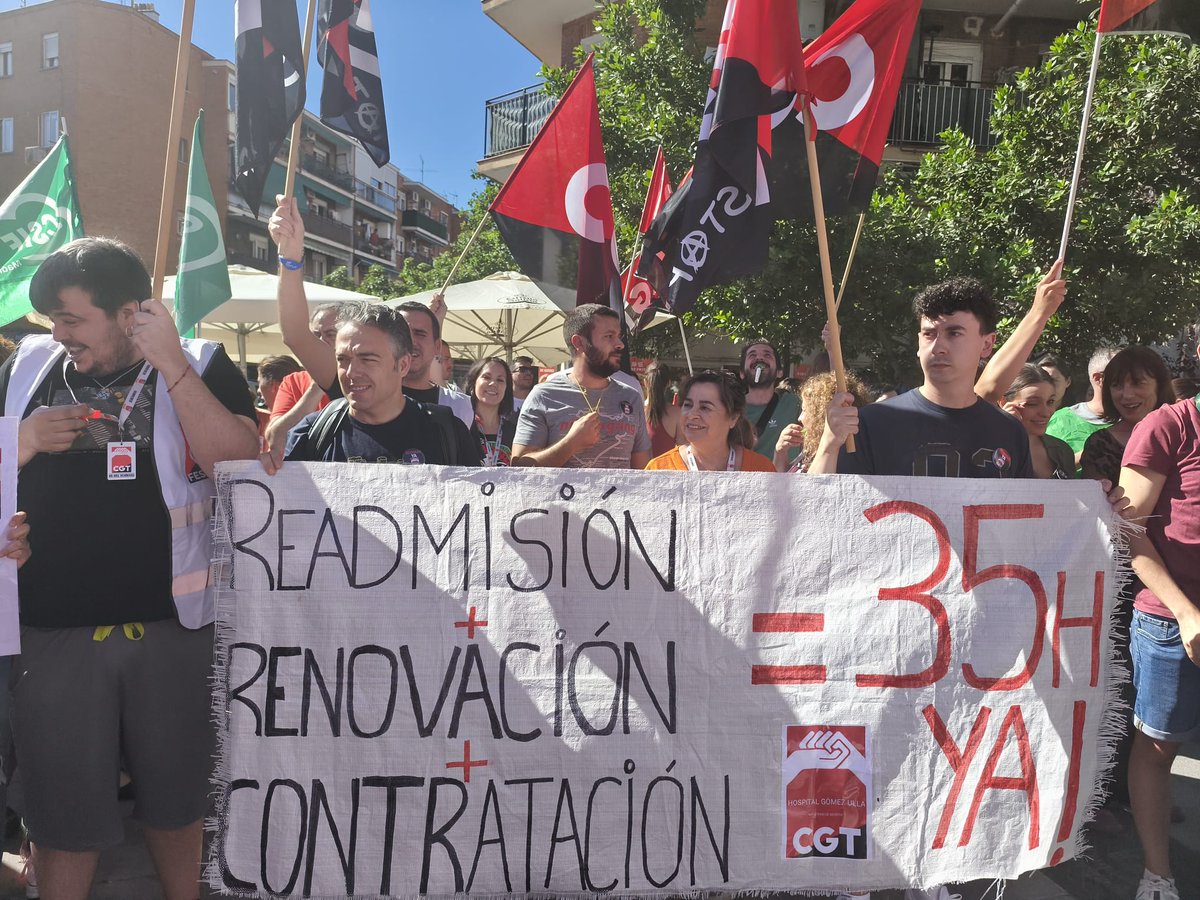 CGTGulla's tweet photo. Por el cumplimiento de la ley, por la conciliación, por el tiempo de calidad con los tuyos, por la recuperación de derechos. Porque la movilización y la lucha son el único camino. Seguimos🔴⚫💪🏼 https://t.co/6z2aFF9lSY