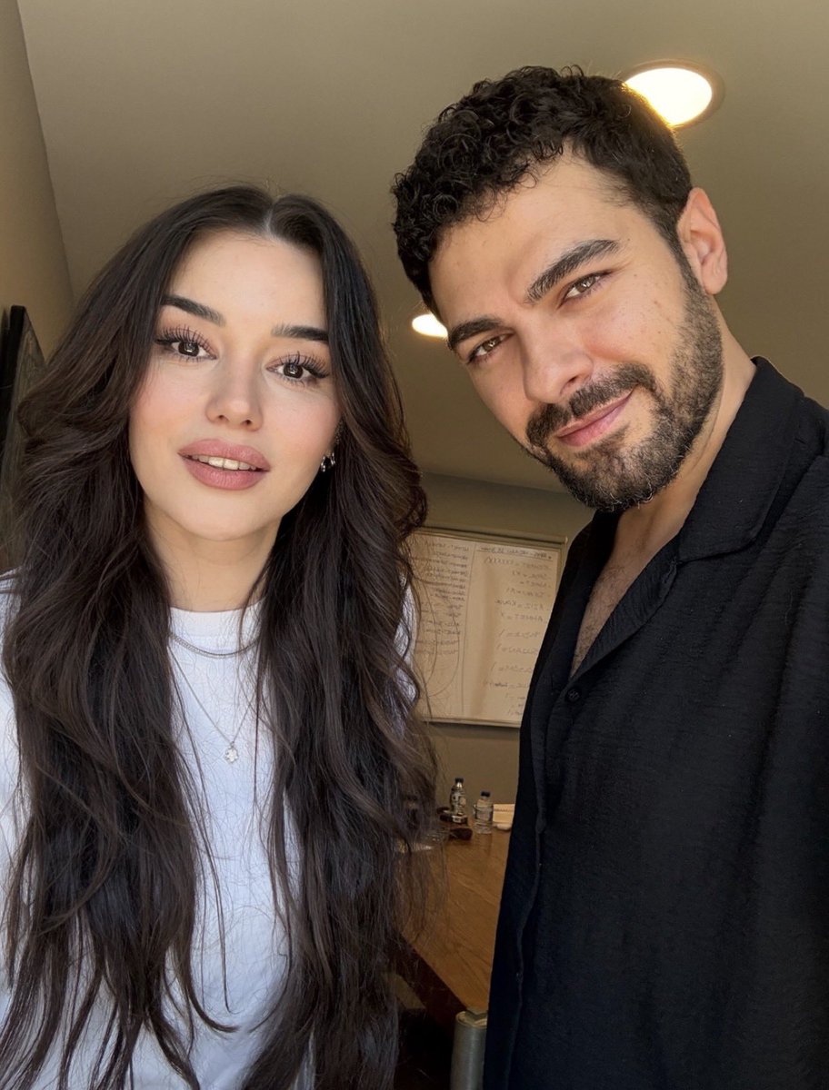 1llXllll's tweet photo. #GökberkYıldırım #Haysiyet #AybükeYılmaz

من إجتماع ثنائي مسلسل الكرامة الجديد جوكبيرك و ايبوكي يلماز في التحضيرات المستمره للعمل…

-جوكبيرك سيجسد دور أخ البطل و ايبوكي ستكون شريكته. https://t.co/W2lwiq4KXI