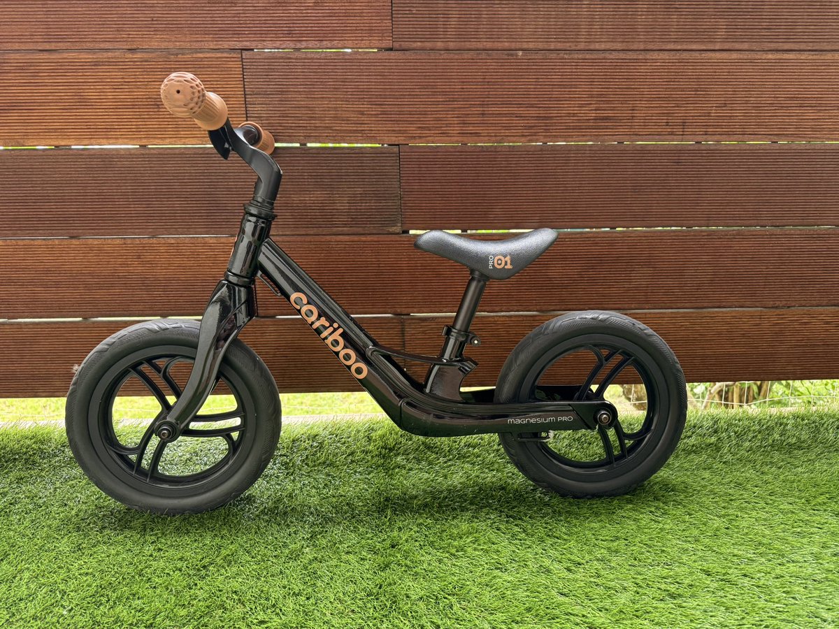 Drabek_Design's tweet photo. Sprzedam Jankową biegówkę. Może ktoś chce dla swojego szkraba najlepszą biegówkę na rynku 😊?

160 PLN

https://t.co/hWhQip3kXK https://t.co/kkaz1WNz08