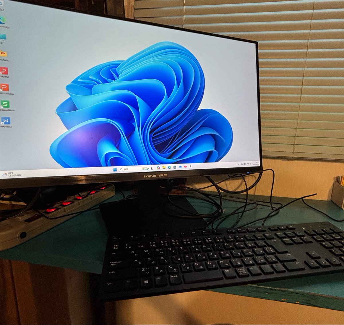 Kai727910's tweet photo. 憧れてたデスクトップPC買えた！
カッコいい😎
#PC
#Windows
#WindowsPC https://t.co/42aGgON8Vr