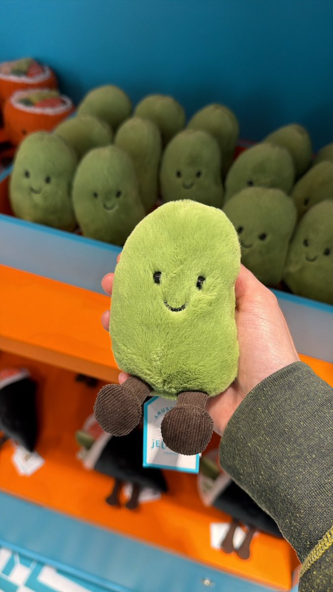 sininalu's tweet photo. Schaut mal 🥹

Hab mich zusammengerissen und es nicht gekauft! https://t.co/NE5K6GAzqd