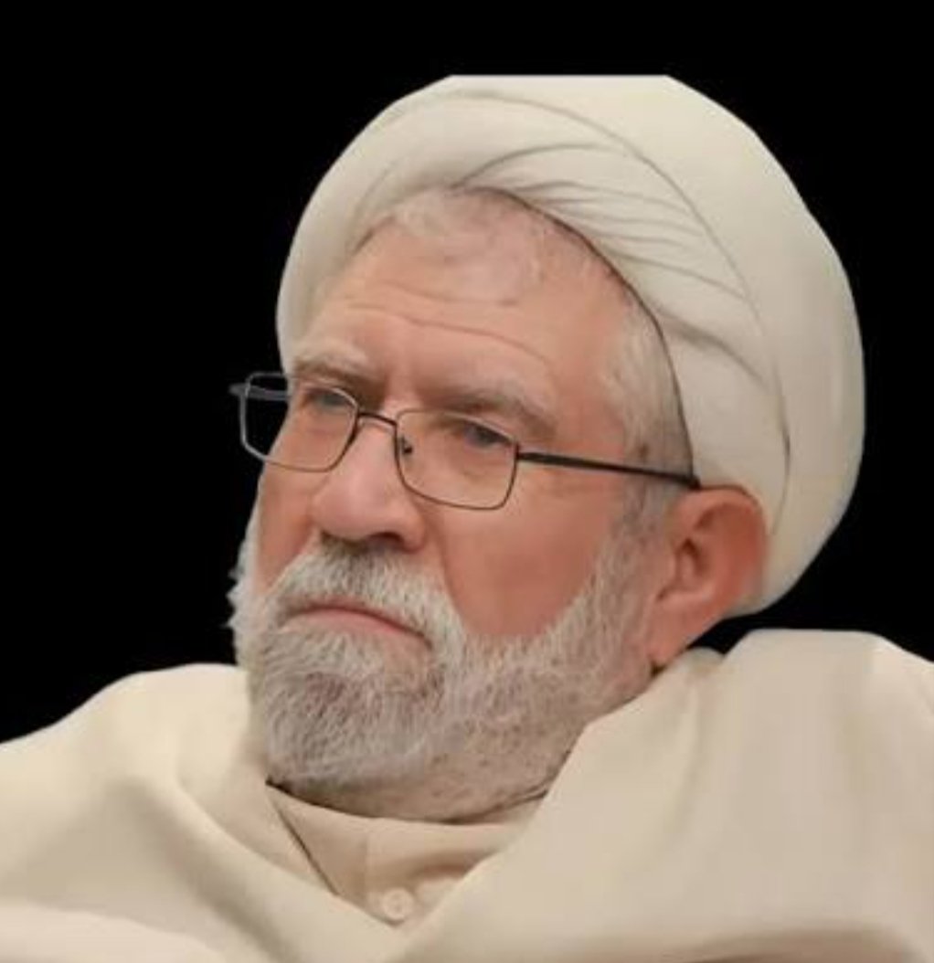 Asadi_A_M's tweet photo. بزرگ‌ترین تهدید انقلاب اسلامی، زدودن چهرهٔ دین با خودِ لباس دین است. https://t.co/aYW9DseWUq
