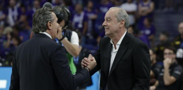 csantosradio's tweet photo. 🏀📻 #NosGustaElBasket en @RadioMARCA 

🔥'Un milagro y tiempo de Playoffs' @millangomez y @LucasSaezBravo 

🇮🇹 Entrevista con Marcelo Nicola

🔵🟢🔴 Hablamos con @sasusalin10 y @j_franch 

💍 Previa #NBAFinals con @jorge_jquiroga 

📡 https://t.co/vPamDoS3eJ https://t.co/JCtLCFpNkE