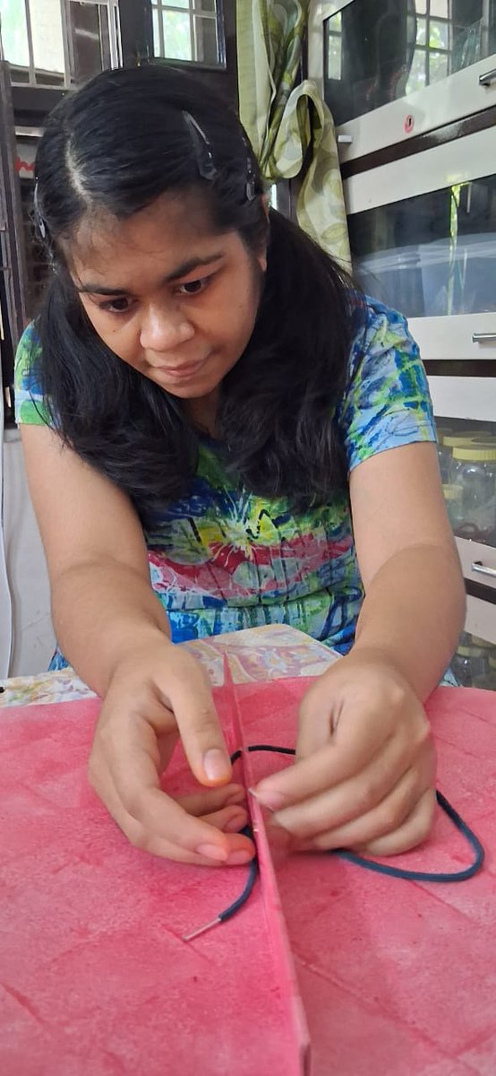 autistrys's tweet photo. Focused hands, growing confidence, and beautiful learning moments every day. ๐๐งฉ #Autistrys #AutismSupport https://t.co/MIsi6SicK9