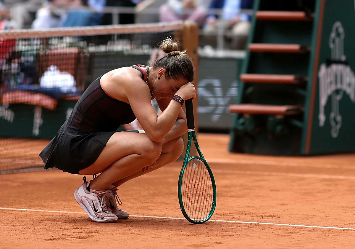 PepeBrasin's tweet photo. #PoliPepe1906 Y también Sabalenka. Roland Garros, con @guilleortiz_77 

https://t.co/Qehw7gYO7E https://t.co/BjlboQiJ8B
