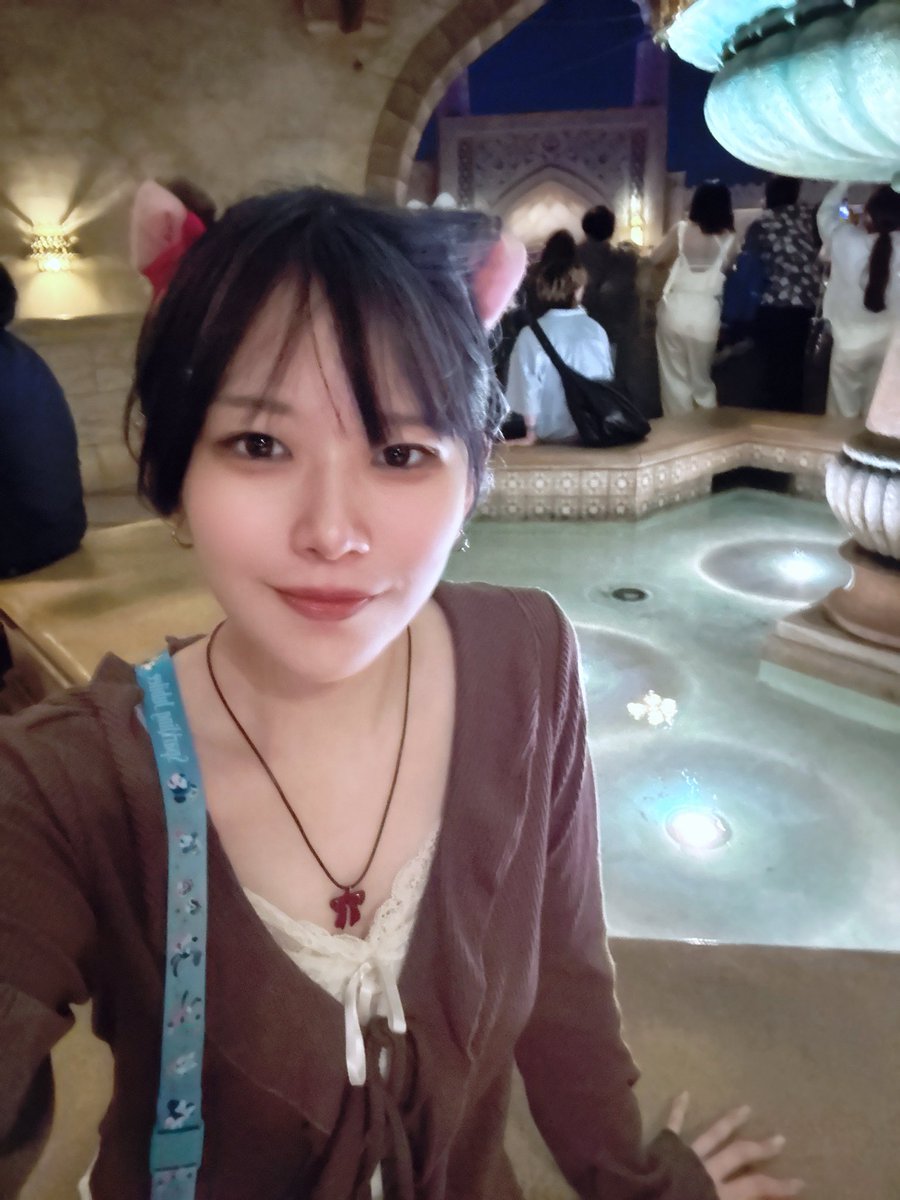 Lan_0606's tweet photo. 大食いディズニー🌊 https://t.co/KFNsXI7Kw2