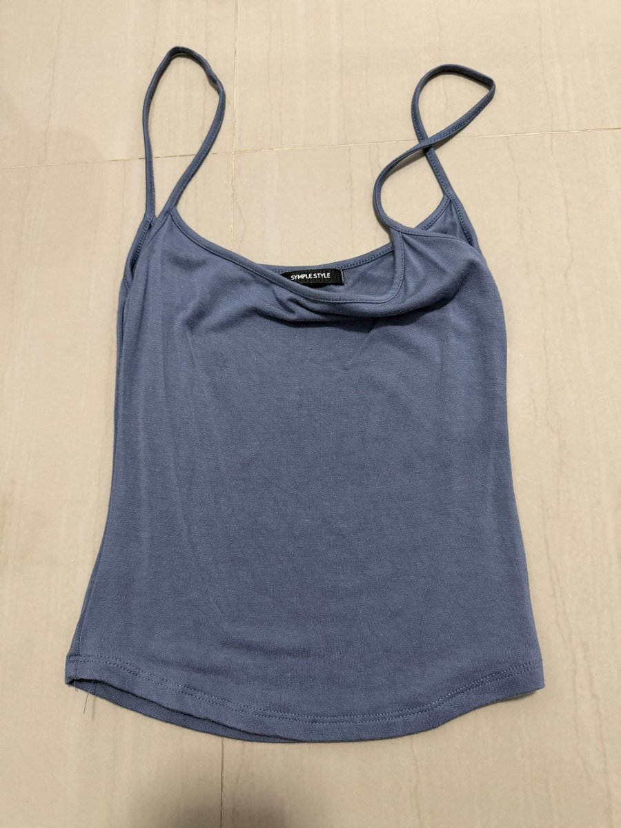 ize56606687's tweet photo. ส่งต่อเสื้อผ้าค่าา
H&amp;M 60
Unigam 159
สายเดี่ยว 50
Adidas แท้ 300
ค่าส่ง35 ไม่บวกเพิ่มค่า
พตเดมนะคะ 
#ส่งต่อเสื้อผ้า #ส่งต่อเสื้อผ้ามือสอง #ส่งต่อhm #ส่งต่อunigam #unigam #สายเดี่ยว #สเวตเตอร์ #ส่งต่อadidas #daidas #เสื้อผ้ามือสอง https://t.co/jL0MAftrj7