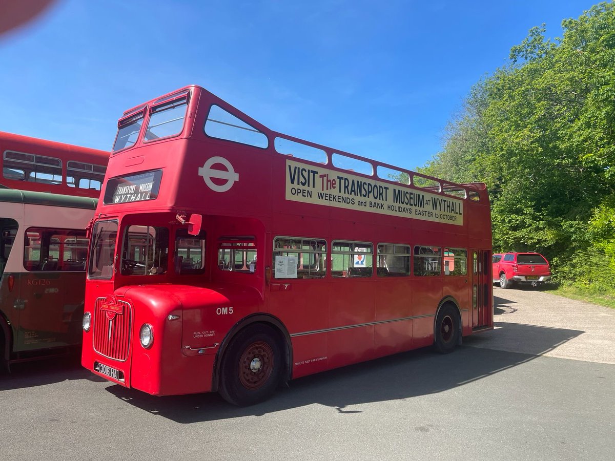 Knowle_FC's tweet photo. ❤️🖤🚌 LEAGUE CHAMPIONS PARADE! 🏆🖤❤️

What a way to mark 100 years! We capped off our centenary with the treble &amp; securing promotion!

To celebrate, the club is hosting an open-top bus tour on Saturday! Come see the lads &amp; trophies

Route/timing details: https://t.co/gansDJmxpZ https://t.co/K6bvLUB2fm
