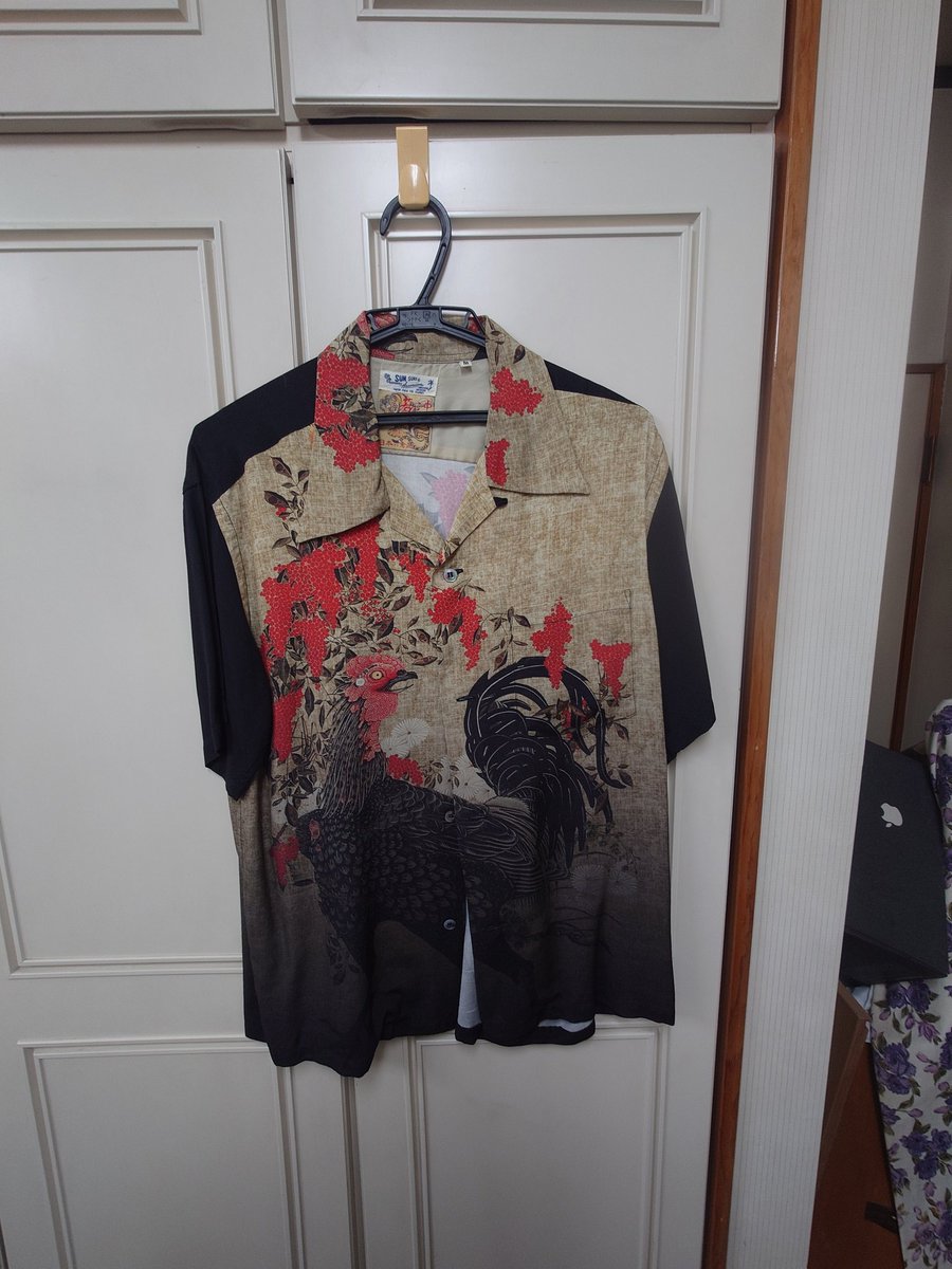 bell_wind's tweet photo. いつかのアロハ
日本の意匠
伊藤若冲
動植綵絵 南天雄鶏図
#alohashirt #hawaiianshirt #sunsurf #sunsurfaloha https://t.co/RRkSGIdQbL