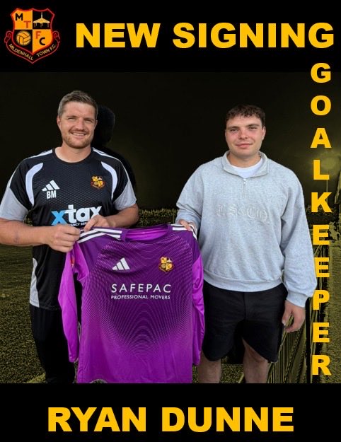 MildenhallTown's tweet photo. Welcome to The Hall, Ryan Dunne! 

The Walsham goalkeeper joins Mildenhall Town after impressing on loan at Bury Town last season.

Jon Sadler: "He made the step 3 transition look seamless."

#NonLeague #upthehall #thurlownunn https://t.co/PdcvYR7FND