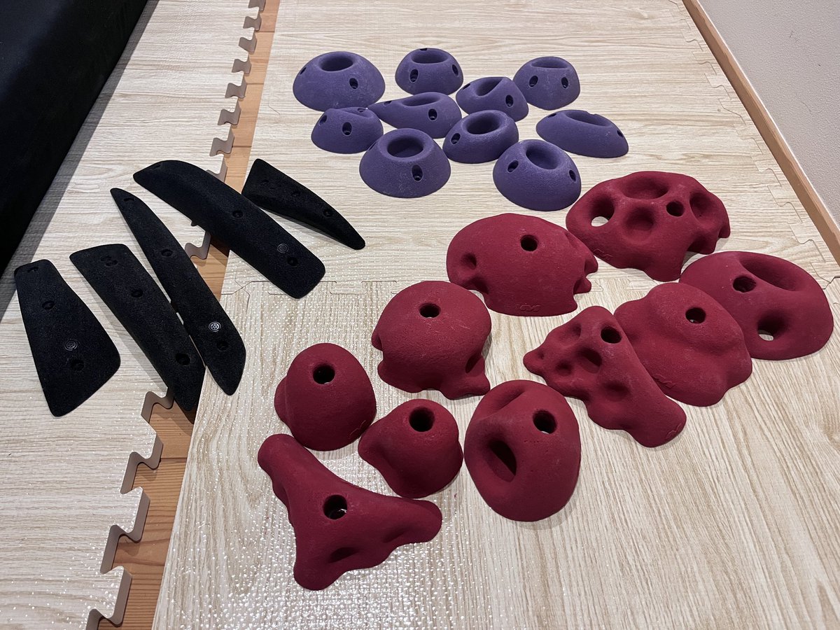 takuya_de's tweet photo. 関西人いらちやから、後から注文した他店はシステム化されてて翌日届くのに、なんで注文フォームの後「見積書送るから住所教えて」メールに戻ってしかも返信24時間以上ないねんってイラっとしてたら、「これから直接持って行きます」電話が来て一番乗りやった😮

人情すごくてほっこりしちゃった😊 https://t.co/wUESyvbLGX
