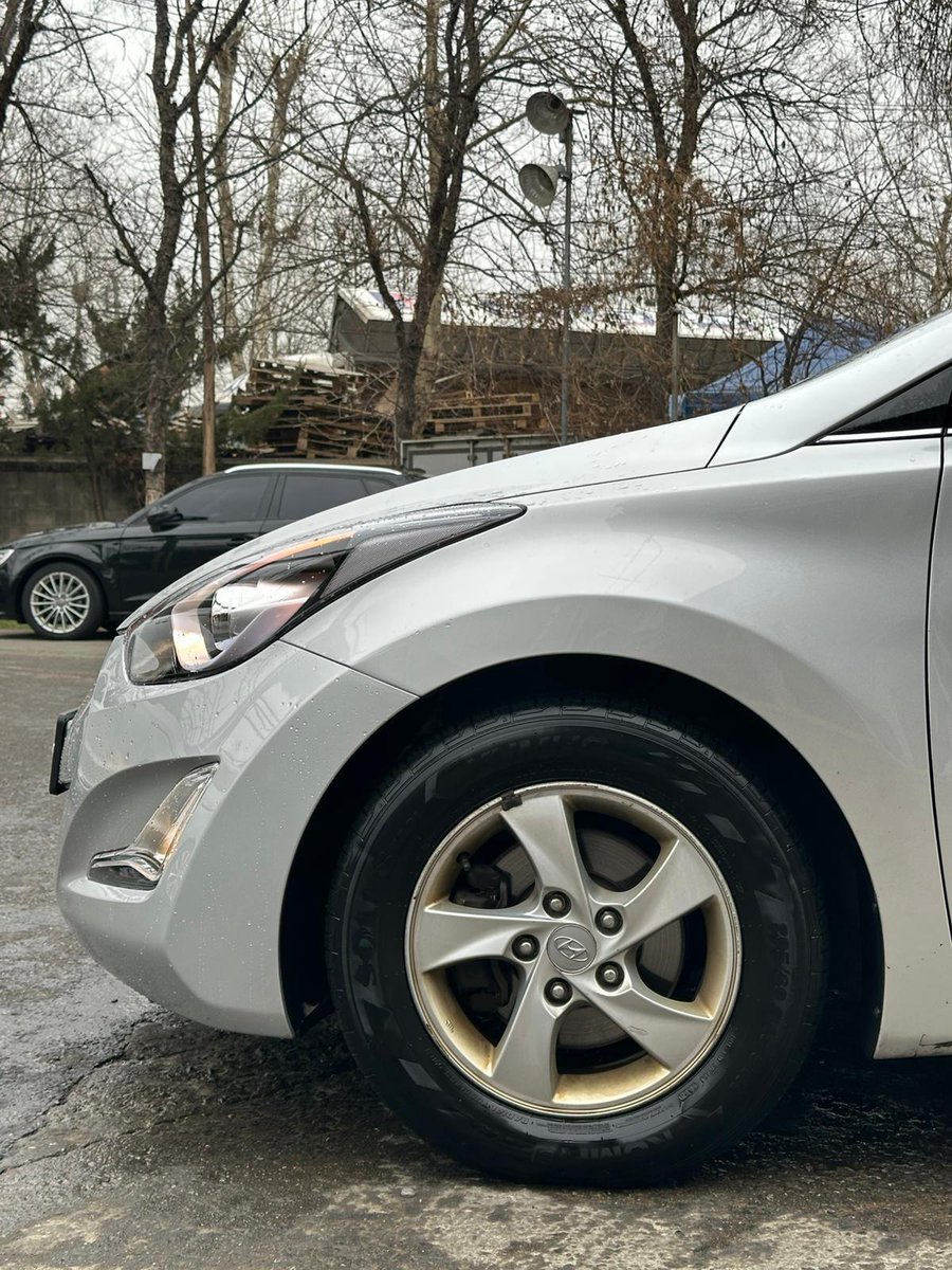 ikabirsule's tweet photo. High grade #Hyundai #Avante. Direct from South Korea. Already landed in #Nigeria. Price N11m. Negotiable. #SouthKorea. #Cars. #HyundaiAvante #UsedCars. https://t.co/uw41nbkl8d