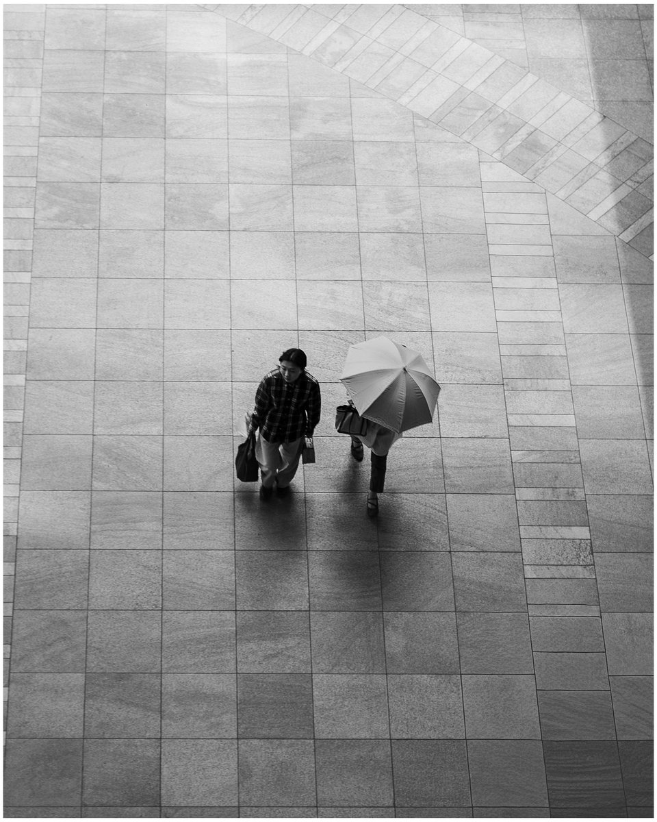Ricarxxxrdo's tweet photo. street photography https://t.co/cmPCt0hYGN