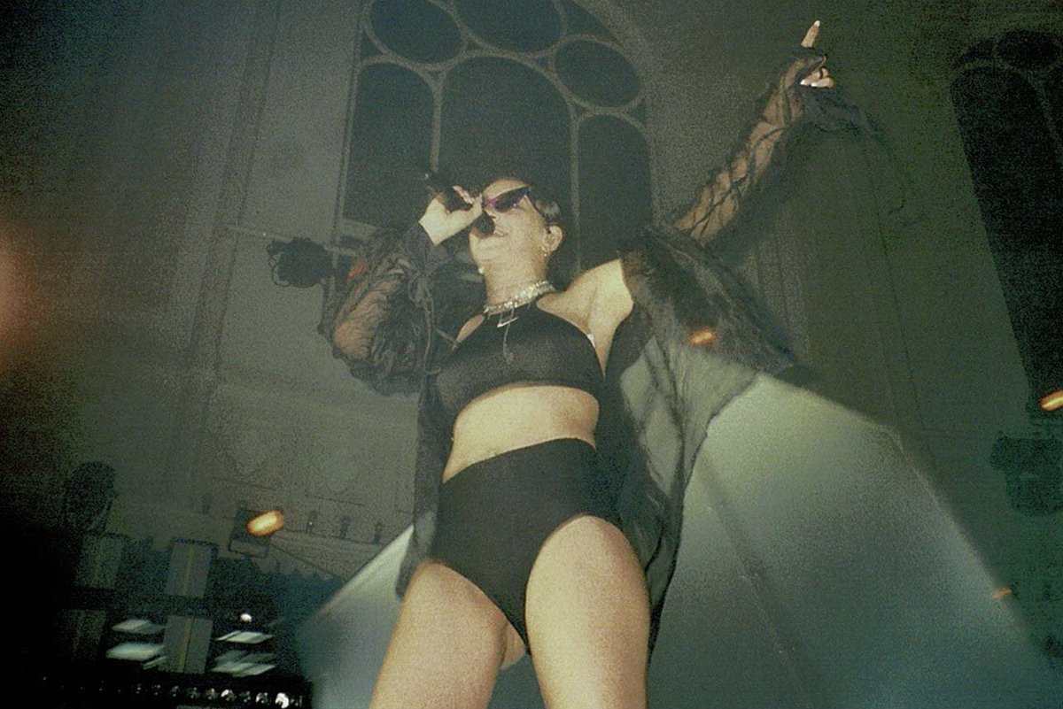 Misguidedghozts's tweet photo. @HSHQ some film photo’s i have taken of the years during concerts <33 https://t.co/vDDnZG1q3n