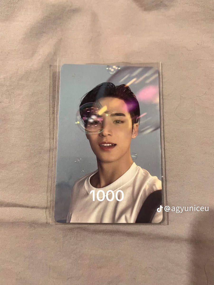 agyuniceu's tweet photo. wts lfb ph #jujucarteu

svt mingyu bubbles pc
—1000
—PRIO PAYO / 1 week DOP 50% NRDP
—no rush shipping

reply mine

help rt

# seventeen photocard kim mingyu dream japan jp bula carver carat version https://t.co/5t2Ip0az6T