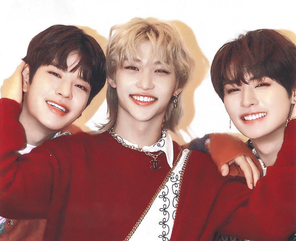 loveskz__8's tweet photo. 요 사람들 라차로그는 언제 오는 건가... https://t.co/n4ZMbvPHlQ