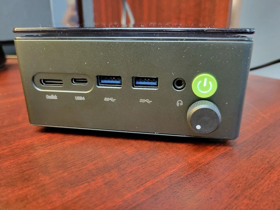 GMKtecEspanol's tweet photo. Esto sí que es darle personalidad a un K8 Plus. 🔧Nos encanta ver cómo la comunidad hace suyo cada setup.¿Tienes un build o setup GMKtec del que estés orgulloso? Enséñanoslo.

#GMKtec #K8Plus #MiniPC #SetupPC #PCCompacto #Tecnología #EscritorioSetup #PCModding https://t.co/h1SSatC2Kg