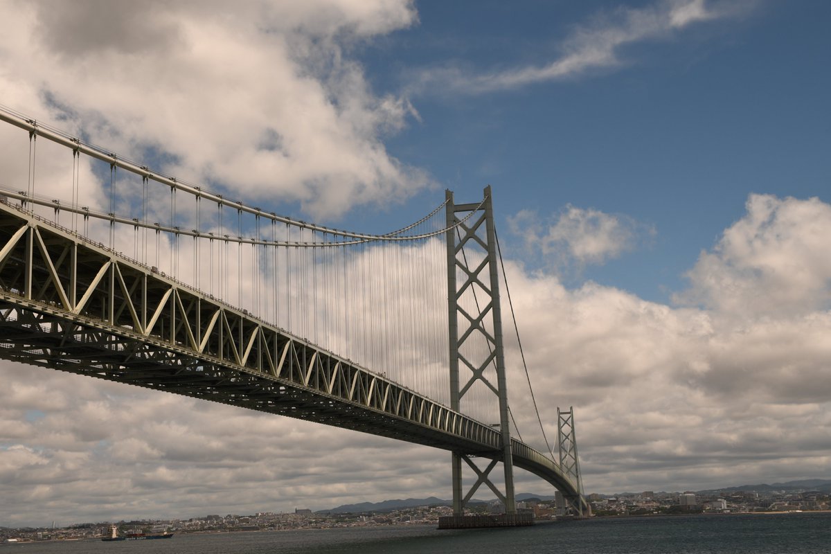 huicyan's tweet photo. 道の駅あわじ　何気に明石海峡大橋のすぐそば（ほぼ真下）にあります。D500で撮影。やっぱデジイチの方が綺麗に取れますな　＃道の駅　＃兵庫 https://t.co/C4IvPaYdhz