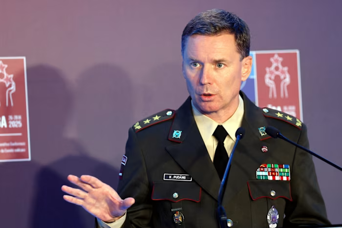 revishvilig's tweet photo. General Kaspars Pudāns, Commander of Latvia’s Armed Forces:

Moscow has gained technological advantage that it may use to attack NATO by end 2028. 1/9 https://t.co/7uZlvGBR7R