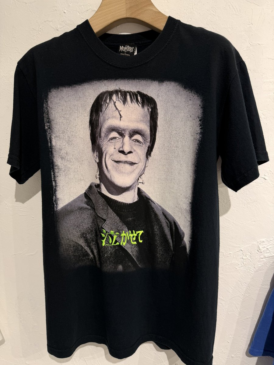afromance's tweet photo. ヴィンテージTシャツなので、当然、一点もの。

涙がつくことで、違う感情やストーリーが見えてくる。

原宿で、14日まで（水曜定休）
https://t.co/aniKTA9FHa https://t.co/78PyE66oc0