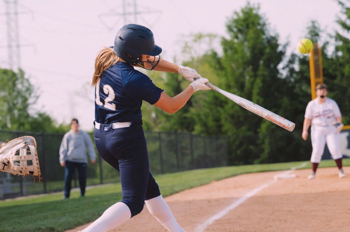C_Painter2's tweet photo. Sophomore year done! I’m so proud of this team and all we accomplished this past season. I ended with 12 singles, 9 doubles, 1 triple, 4 home runs, and an OPS of .994! I also had 18 stolen bases! Not the outcome we wanted in our last game, but overall such an incredible season for my team. Can’t wait for the next 2 years! @Lemont_Softball