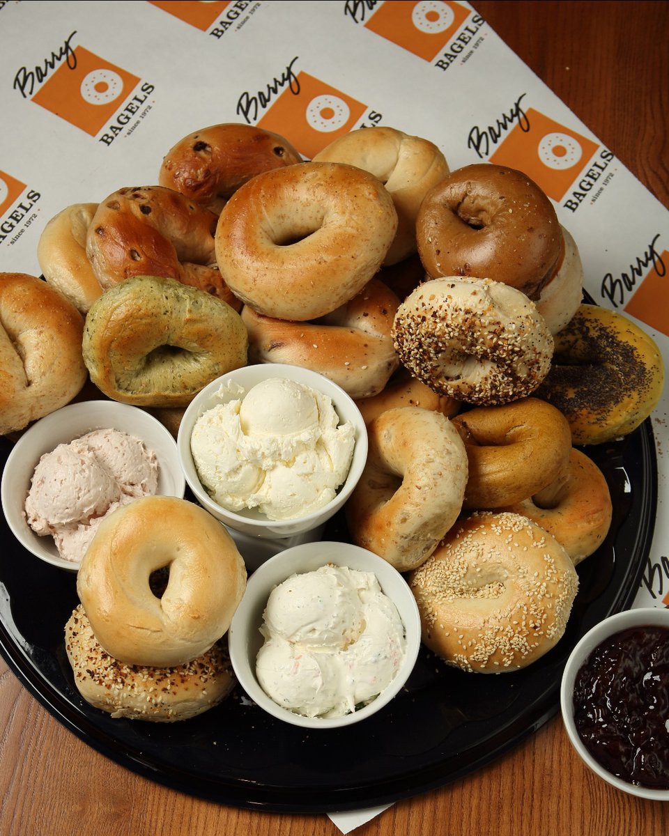 BarrysKettering's tweet photo. Bagels for the group > everything else. https://t.co/RNO2bQ6OaV