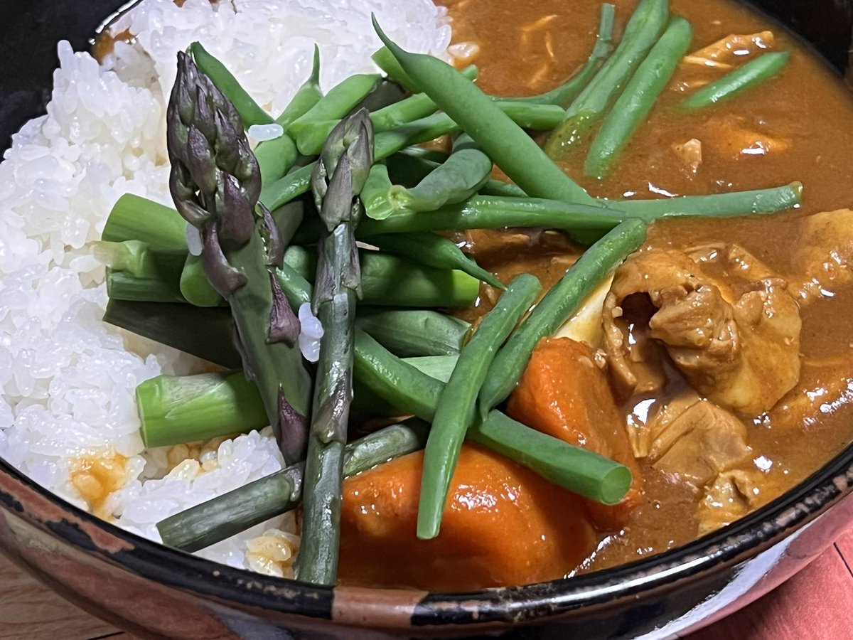 kosuke_0405's tweet photo. シンプルカレー(´﹃｀) https://t.co/3RlJRXdBX0
