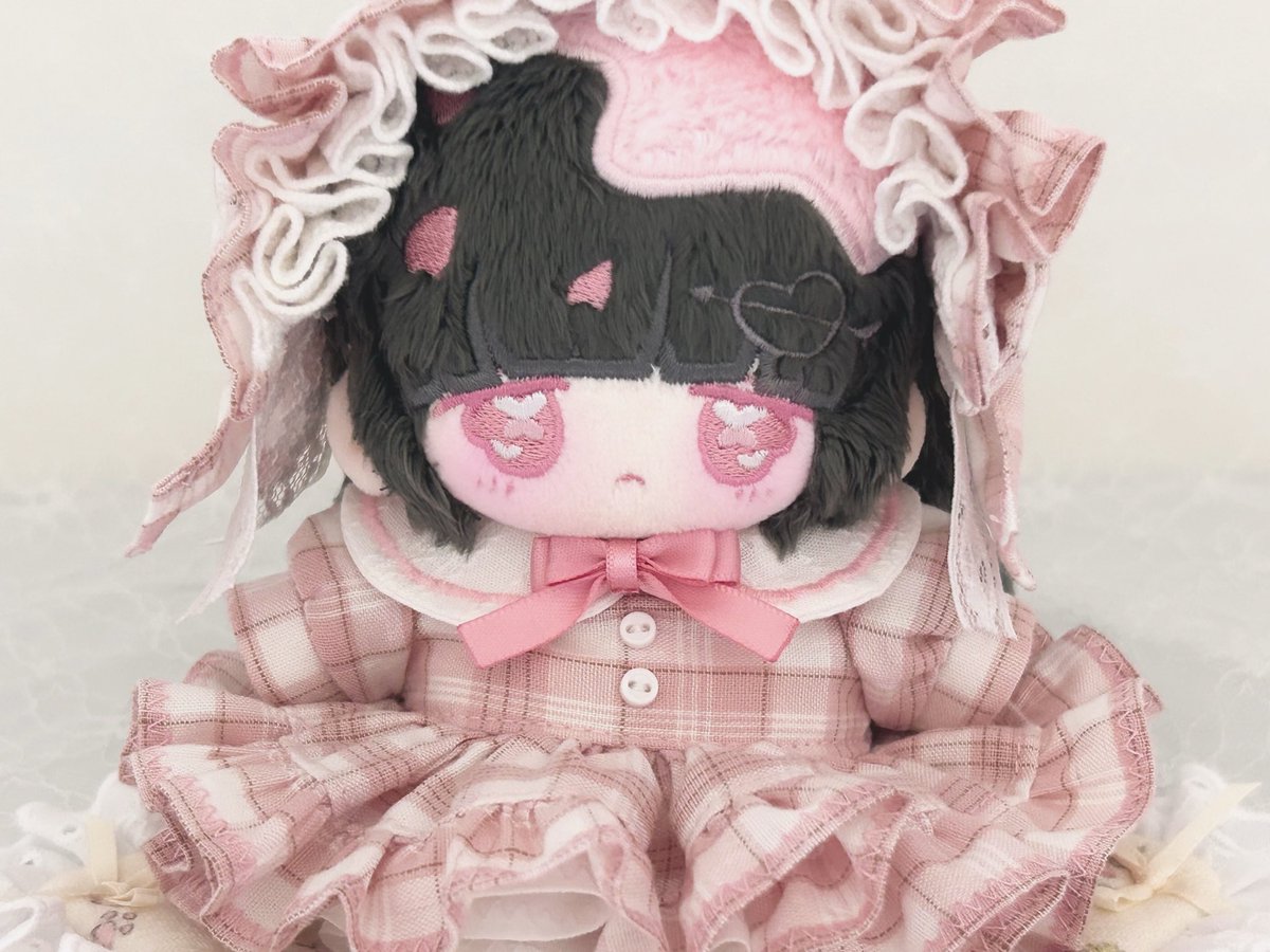 srnkdimzn's tweet photo. ご縁をいただきまして、ほれぐすりちゃんにぷりぷりお洋服をお仕立てしていただきました…！😭🙌🏻💗💗💗
みてください、ほれぐすりちゃんのぷりぷり戦闘力がブチ上がってしまいました……満身創痍です…😫🫀💥
こんな素敵お洋服を手にできて、わたしは誇らしい……幸甚の至りでございます…🤦🏻‍♀️💖 https://t.co/c1F3uZzWOU