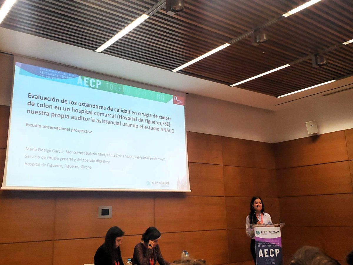RecercaFSE's tweet photo. Maria Fidalgo, cirurgiana de l’Hospital, ha participat al Congrés Nacional de Coloproctologia amb un estudi que confirma que els resultats de la cirurgia del càncer de còlon al nostre hospital són comparables als estàndards de qualitat estatals. 

Enhorabona a tot l’equip! https://t.co/gpQX8J9wNC