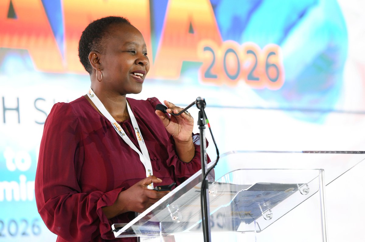SAMedicalAssoc's tweet photo. Great events are built on great conversations 👆🏽 

🔥 The SAMA Health Summit brought together an exceptional line-up of thought leaders, experts and change-makers who challenged conventional thinking, inspired innovation and shared practical solutions for the future of healthcare 💡 

This #ThrowbackThursday we would like to highlight some of the Day 2 speakers, who generously shared their expertise and experience: thank you for helping us elevate the discussion and inspire meaningful engagement 👏🏽 

@mdjkitulu @PillayRubin @MrsMaswime 
#SAMAIsHereForYou #SAMAHealthSummit #HealthcareInnovation #Leadership #FutureOfHealthcare #SAMA
