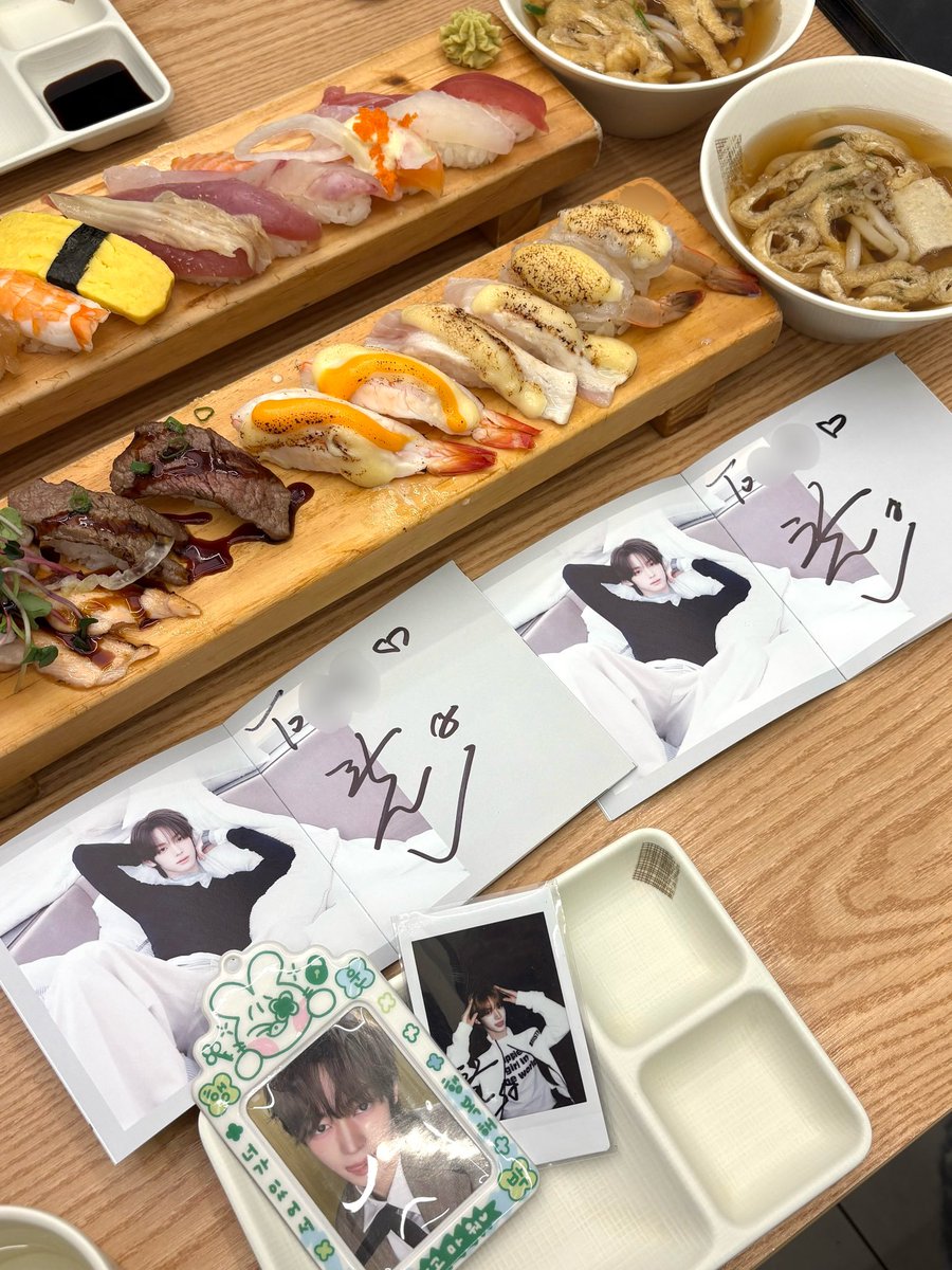 hanjini_1's tweet photo. 오늘도 쩐's talk🩷
한진아 빨리 나아 ㅜㅠ 울먹울먹우르먹우ㅜㄹ먹ㅇ울먹ㅁ울먹울먹우러ㅓㅓㅁㄱ무르ㅡ먹물먹우먹울먹ㅇ울먹ㅇ https://t.co/YnAFEqhd40