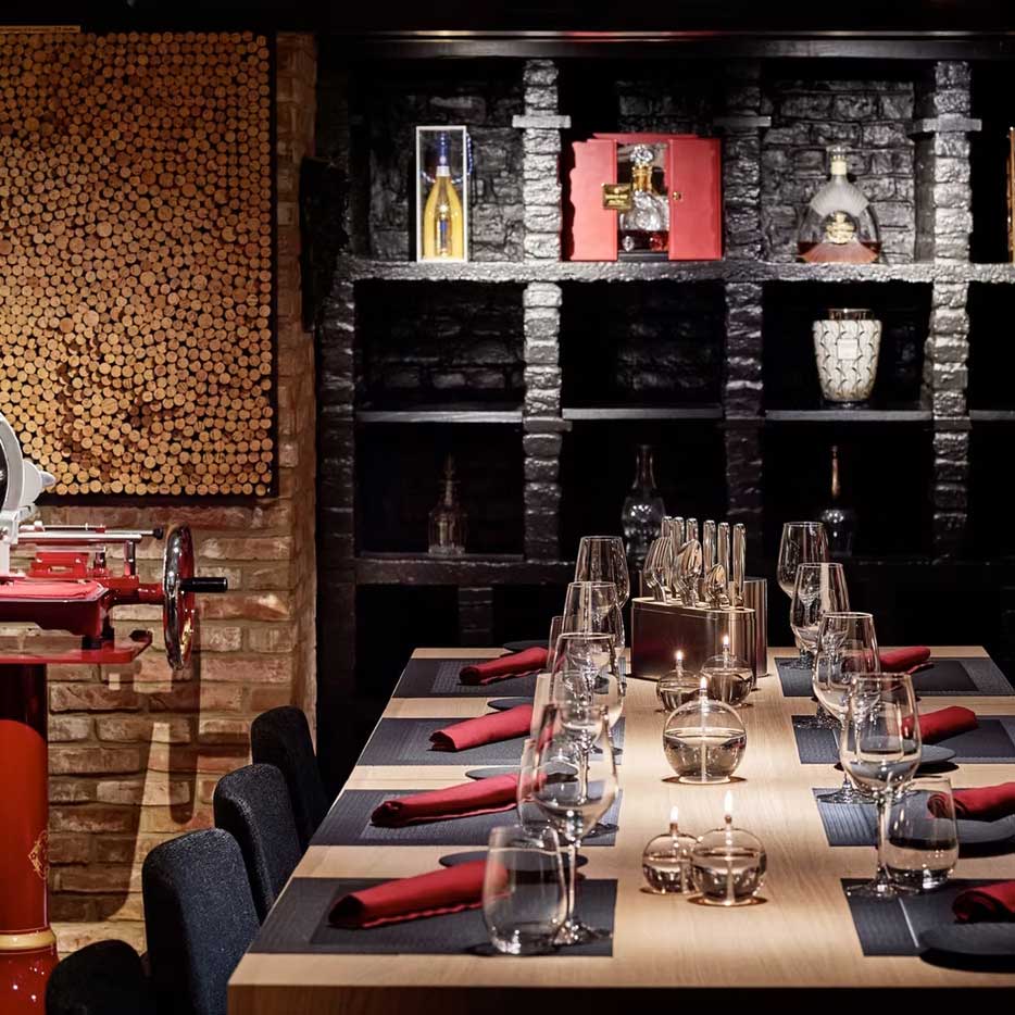 thecwo's tweet photo. ✨Venue spotlight: Comme Chez Soi, Brussels ✨

This Michelin-starred restaurant is fifth-generation family run and welcomed CWO guests for the first time in 2026. 

Read more on our venues page and make a booking if you're in the city: https://t.co/nJdkVW1oWX https://t.co/H3o4E9oCrU