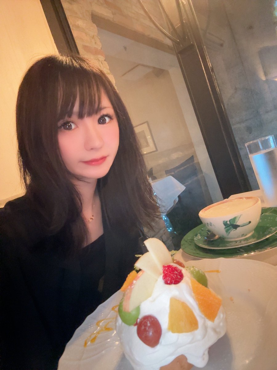 rippi__com's tweet photo. 明日6/5(金)は
〝メガコンコルド1220みなと23号通り店〟さんに
初めて遊びに行きます🔰🐈‍⬛⸒⸒⸒⸒🐾❤︎ PR

☑抽選8：40〜
☑クロロえげつない愛知決戦S 華
☑スロパチステーション来店取材 青
☑でちゃう！取材 
ぜひ一緒に高速目押ししましょう🫶🏻
お初なので楽しみですねえ🥳🎶

夜カフェでケーキ🍰 https://t.co/8mJLLf9d38