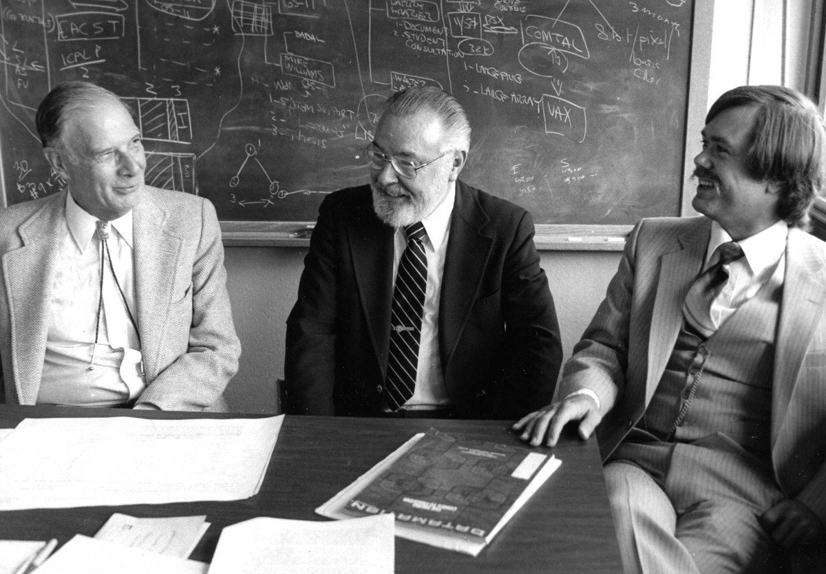 aiwithjainam's tweet photo. A mathematician who shared an office with Claude Shannon spent 30 years watching which scientists became legendary and which ones disappeared.

In 1986 Richard Hamming told researchers exactly what he found.

Here are the 10 habits that separated Nobel winners from everyone else: https://t.co/8ZpLv4Ckzr