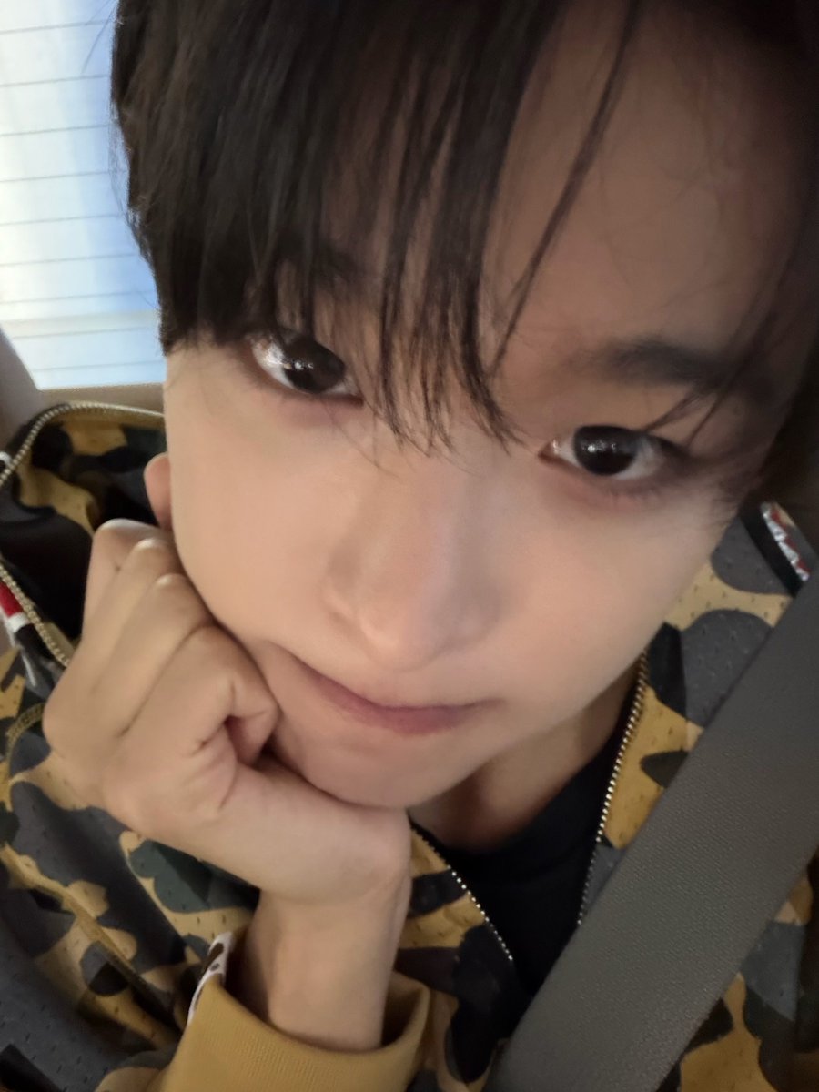 1OO4WISH's tweet photo. 애교쟁이 등장 ᢉ𐭩 ᩚ https://t.co/FQO7CzCvZD
