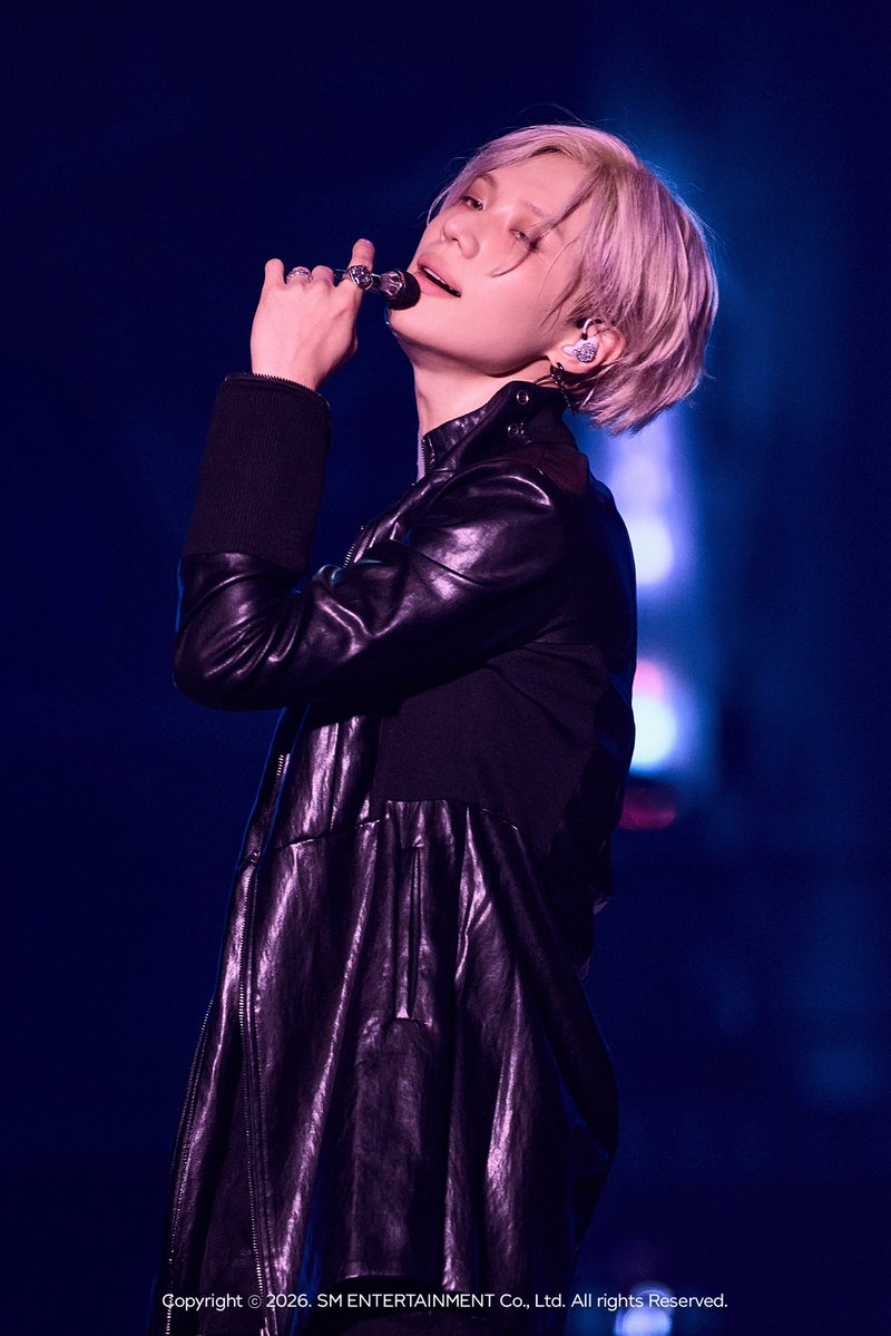 oneandonly_s's tweet photo. 위버스 #태민 개인컷📌 https://t.co/FcQVke2sBp